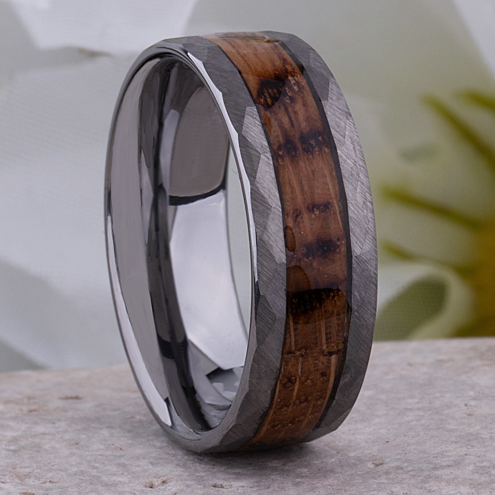 Tungsten Men's Band with Whiskey Barrel Deer Antler NEW